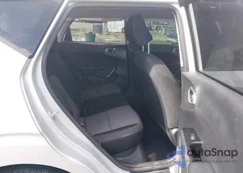 2021 Kia Soul S z USA, uszkodzony, nr VIN KNDJ23AU0M7747371